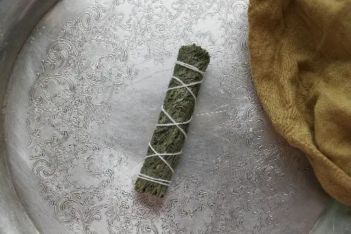 Smudge Stick Flat Cedar 4" Mini ea